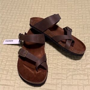 Sonoma Dark Brown Cross-Strap Sandals